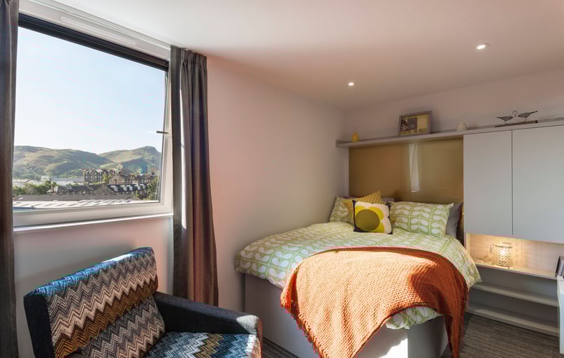 New Park, Bothwell Street, Marchmont, Edinburgh - Image 1