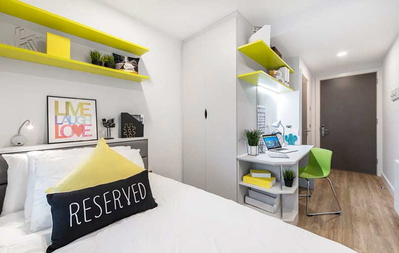 Ardcairn House, 8 GrangegormanLower, Arran Quay, Dublin - Image 1