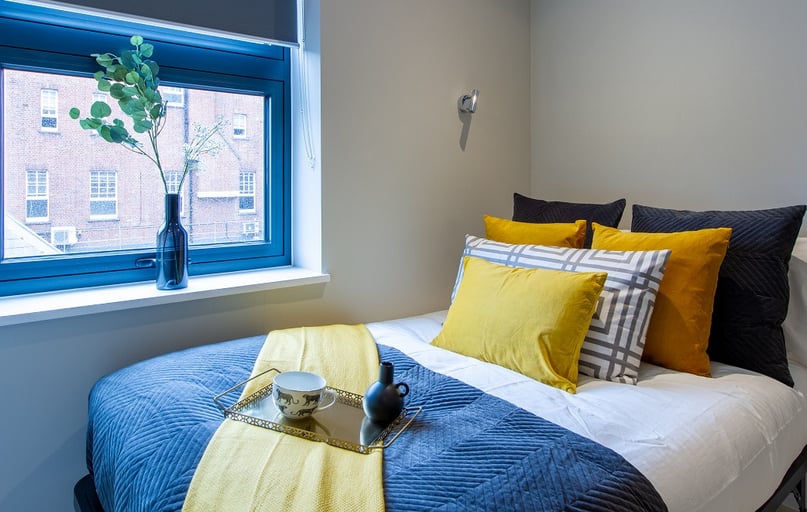 Opera House, 2 Chestnut Road, Tottenham, London - Image 1