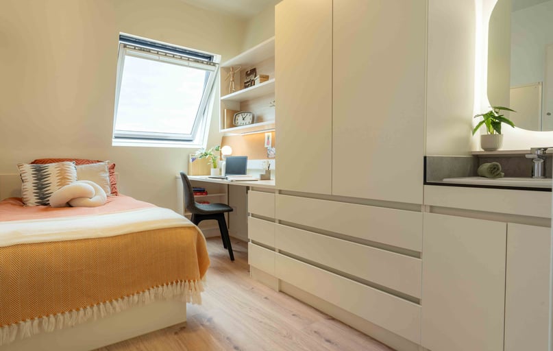 iQ The Arcade, 385 – 401 Holloway Road, Holloway, London - Image 1