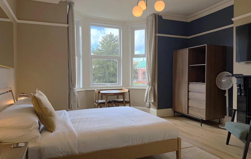 Melbury Rooms & Studios, 4 Queens Crescent, City Centre, Exeter - Image 1