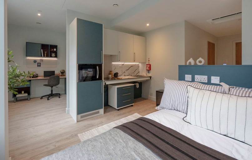Willen House, Bath Street, Islington, London - Image 1