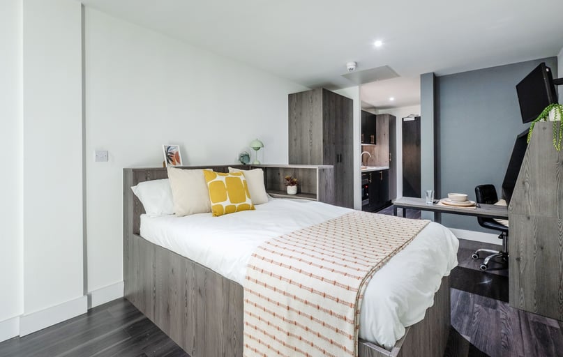 Opto, City Road, City Centre, Newcastle - Image 1
