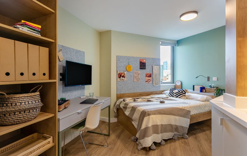 The Curve, 14 Fieldgate Street, Shoreditch, London - Image 1