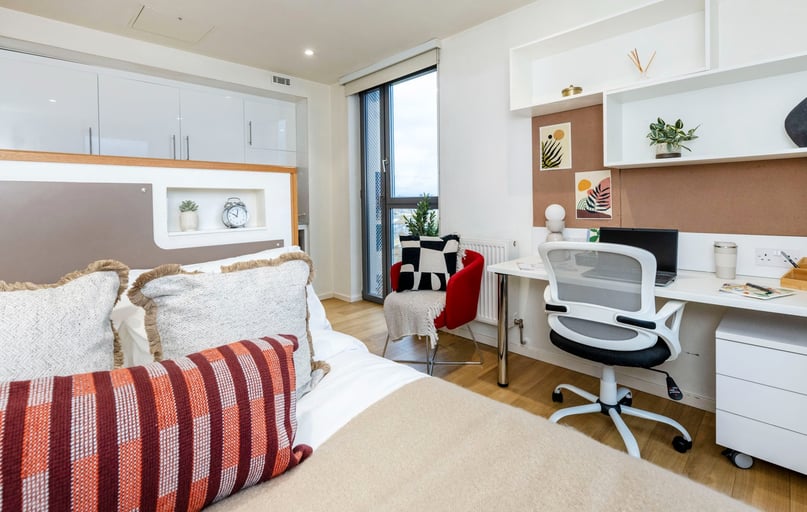 Wood Lane Studios, 80 Wood Lane, White City, London - Image 1