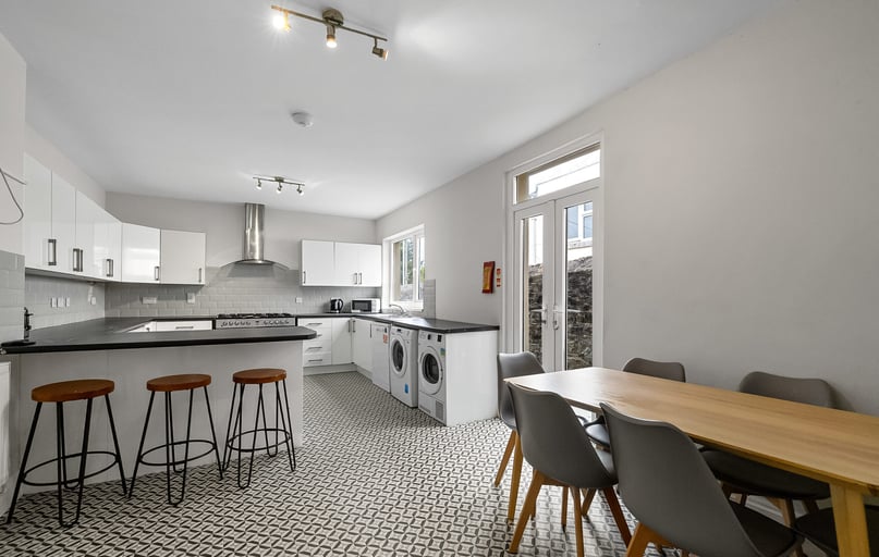 Beechwood Avenue, North Hill, Plymouth - Image 1