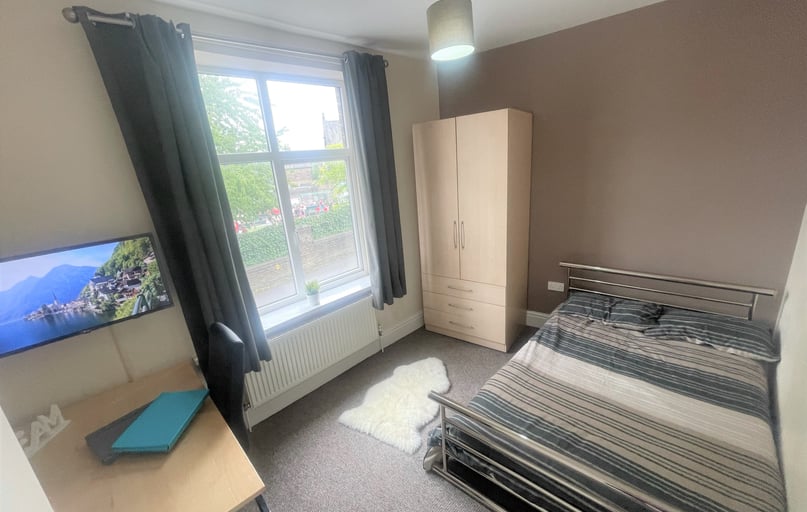 Junction road, Hunters bar, Sheffield - Image 1