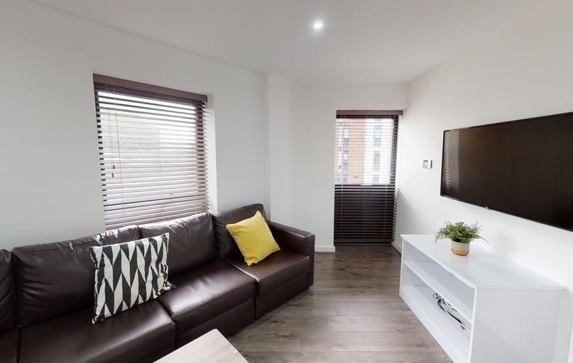 Grinfield St, Low Hill, Liverpool - Image 1