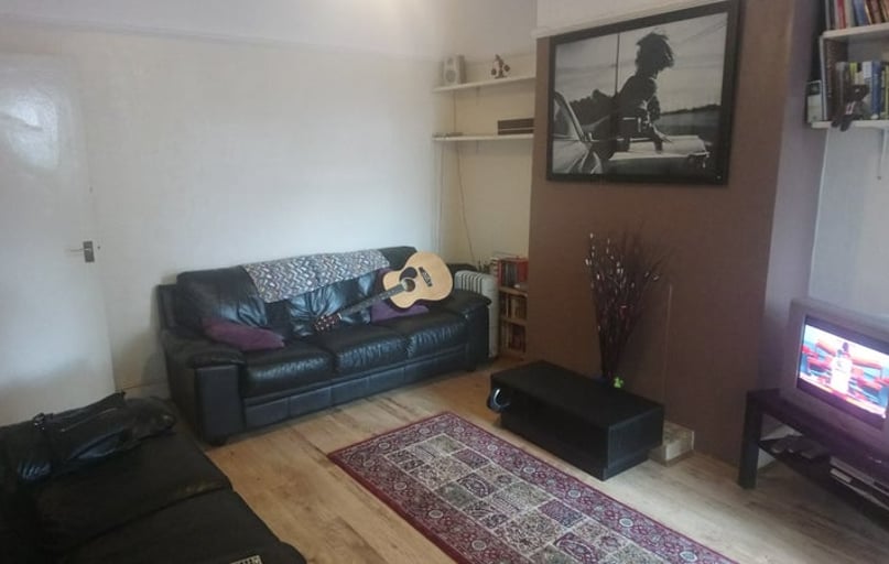 House, Willesden, London - Image 1