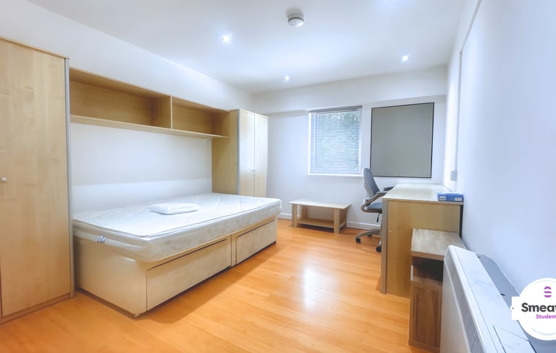 Central Park Avenue, North Hill, Plymouth - Image 1