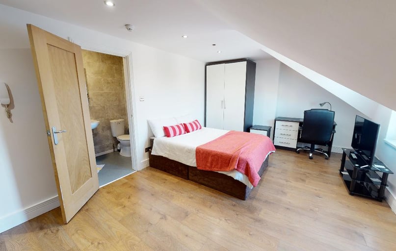 London Road, Highfields, Leicester - Image 1