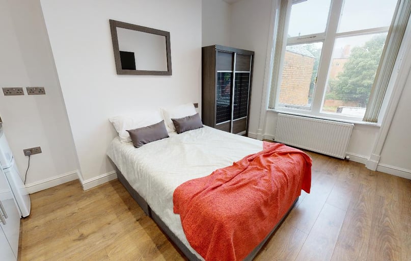 London Road, Highfields, Leicester - Image 1