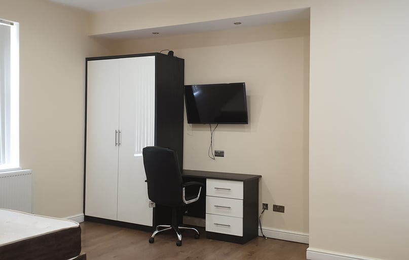 St. Peters Road, Highfields, Leicester - Image 1