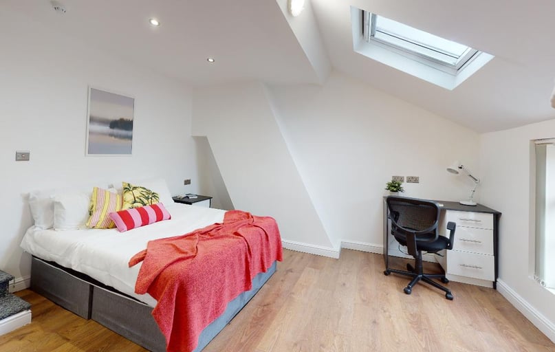 London Road, Highfields, Leicester - Image 1