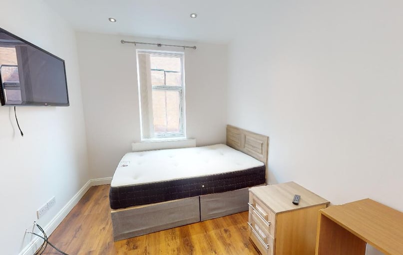 University Road, Highfields, Leicester - Image 1