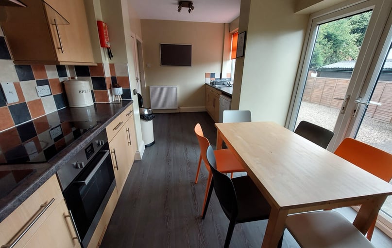 Carlton Avenue, Hull road, York - Image 1