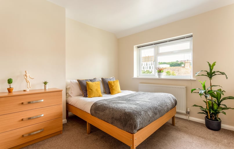 Southall avenue, Near university, Brighton - Image 1