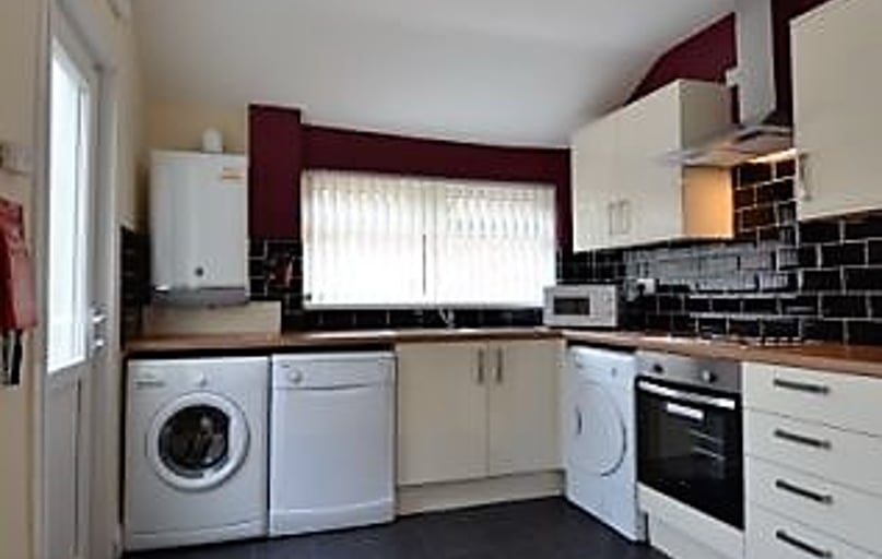 Kensington Road, Near university, Middlesbrough - Image 1