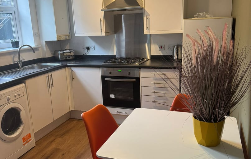 Penrose Street, City Centre, Plymouth - Image 1