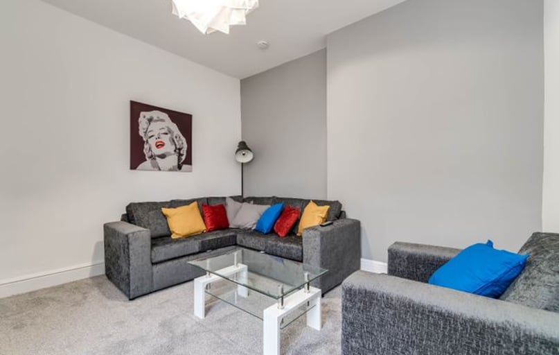 Ilbert Street, North Hill, Plymouth - Image 1