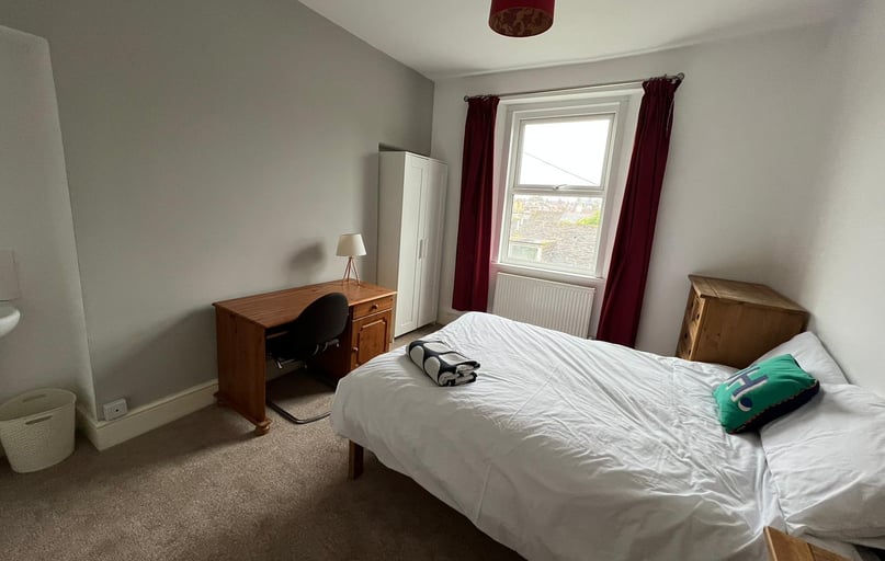 Houndiscombe Road, Mutley, Plymouth - Image 1