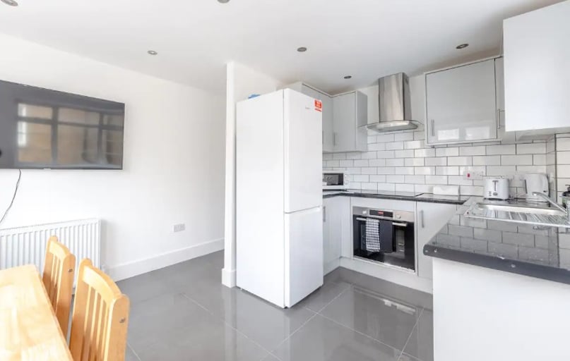 Edith Villas, West Kensington, London - Image 1