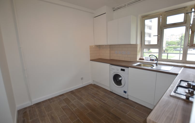 Broomhouse Lane, Fulham, London - Image 1