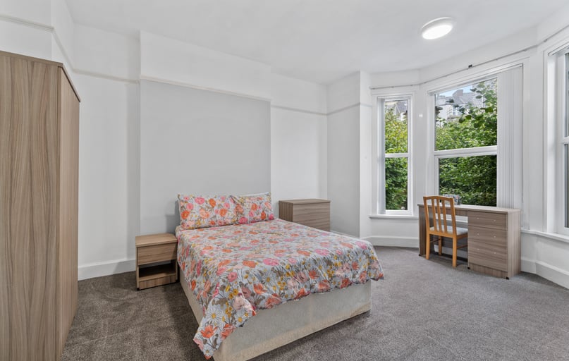 Houndiscombe Road, Near university, Plymouth - Image 1