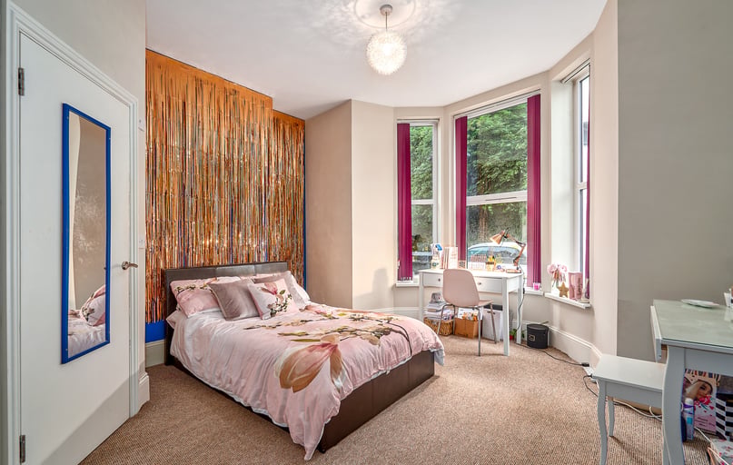 Houndiscombe Road, North Hill, Plymouth - Image 1