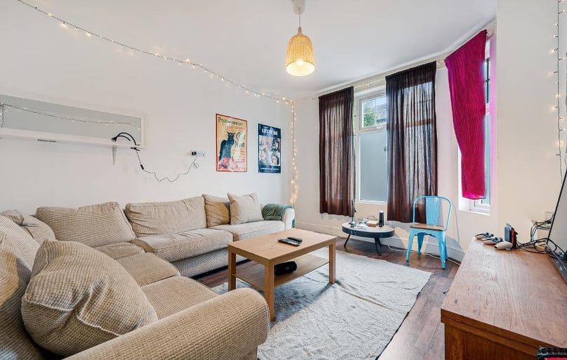 Edenhall Avenue, Burnage, Manchester - Image 1