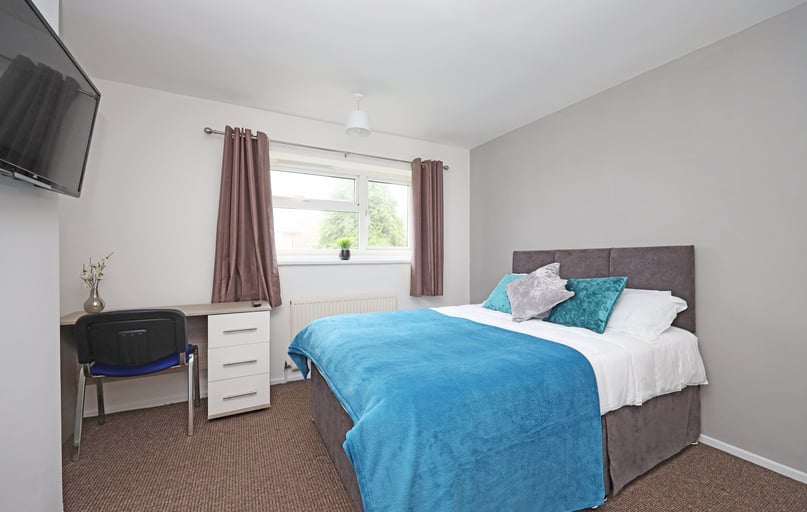 Malvern Avenue, Silverdale, Newcastle under Lyme - Image 1