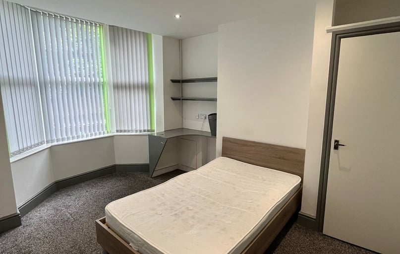 Aynsley Road, Shelton, Stoke - Image 1