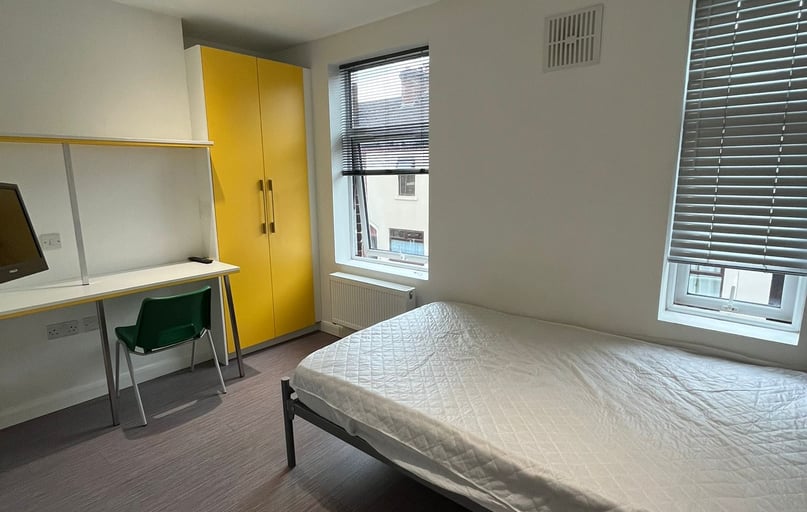 Beresford Street, Shelton, Stoke - Image 1