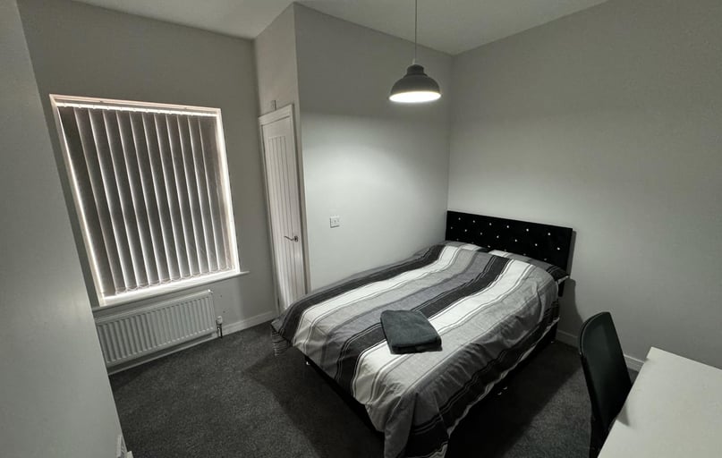 Queen Anne Street, Shelton, Stoke - Image 1