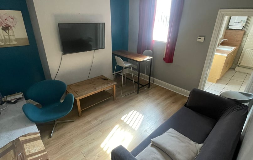 Ashford Street, Shelton, Stoke - Image 1