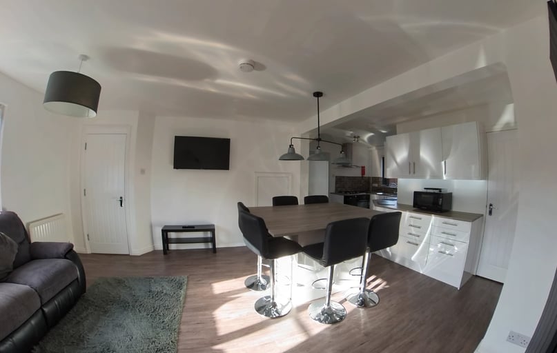 Windsor Street, Aston, Birmingham - Image 1