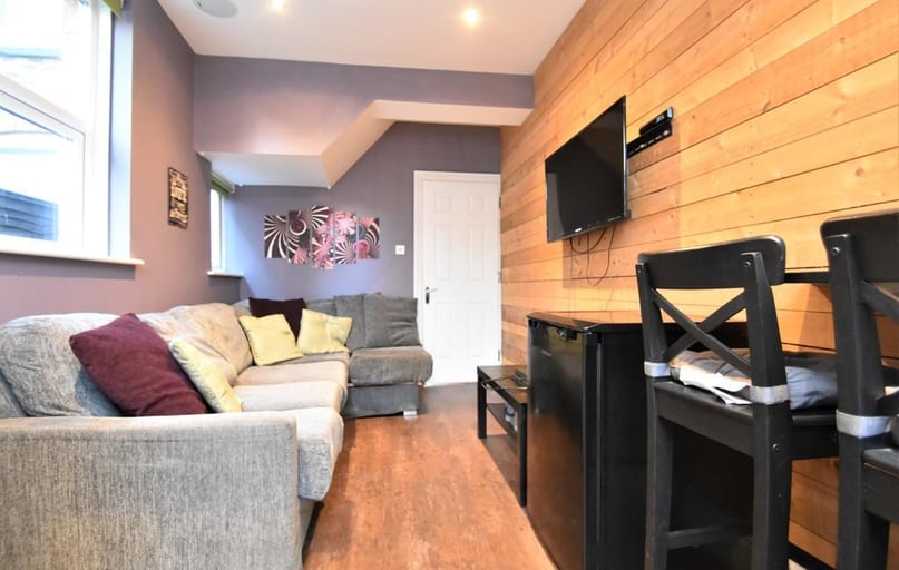 Telephone Road, Southsea, Portsmouth - Image 1