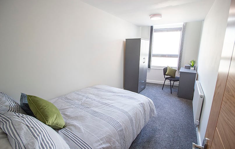 Milton Street, City Centre, Nottingham - Image 1