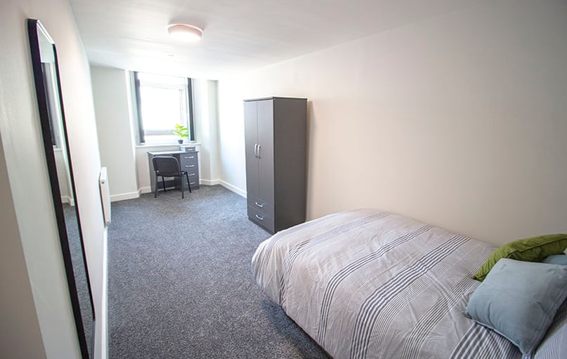 Milton Street, City Centre, Nottingham - Image 1