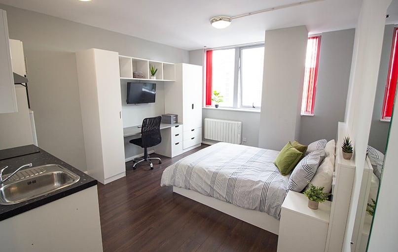Milton Street, Hockley, Nottingham - Image 1