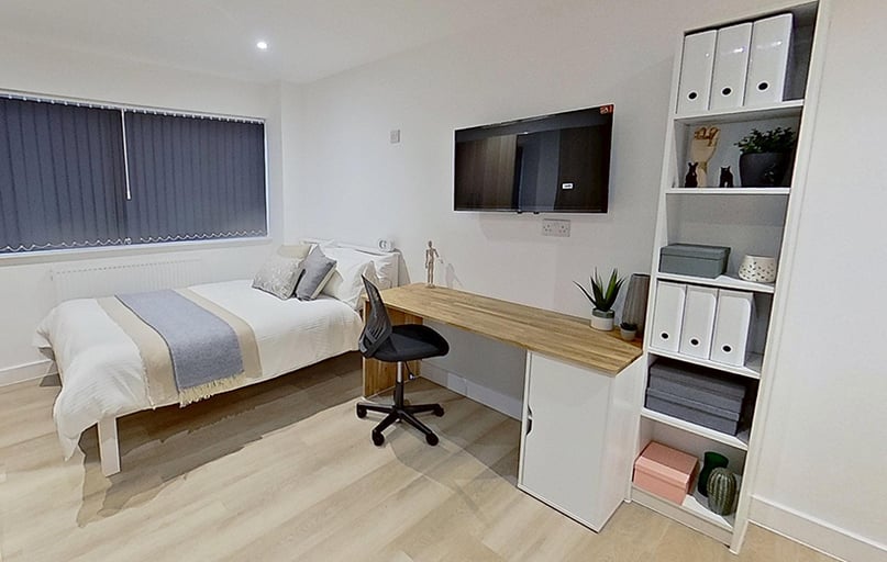 Mansfield Road, Hockley, Nottingham - Image 1