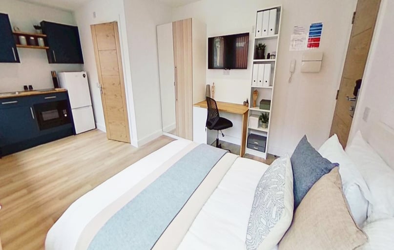 Mansfield Road, Hockley, Nottingham - Image 1