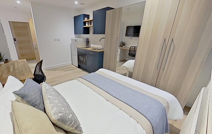 Mansfield Road, Hockley, Nottingham - Image 1