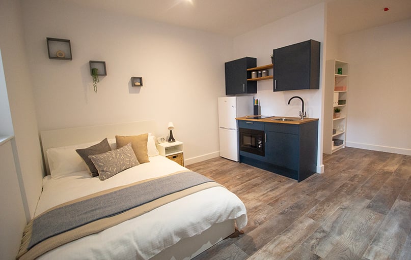 Mansfield Road, Hockley, Nottingham - Image 1