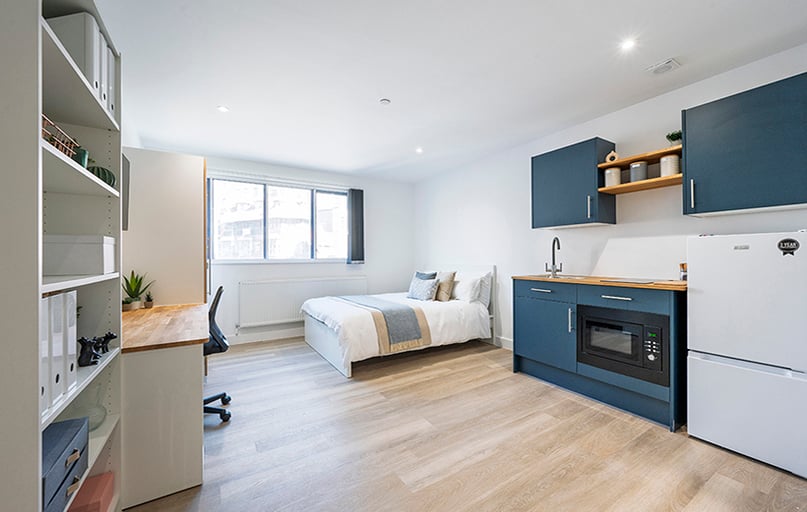 Mansfield Road, Hockley, Nottingham - Image 1