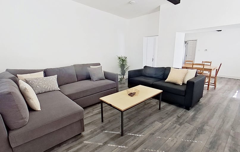 Mansfield Road, Arboretum, Nottingham - Image 1