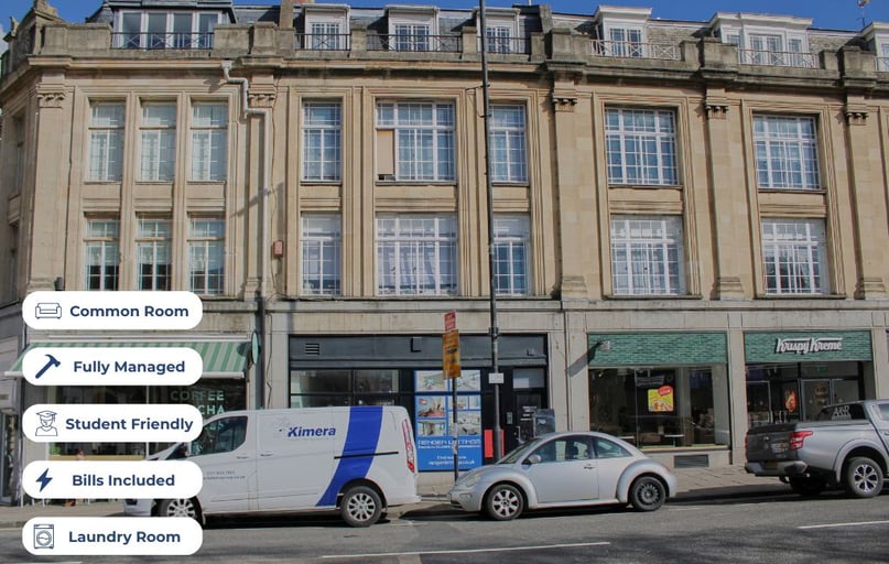 College Green, City Centre, Bristol - Image 1