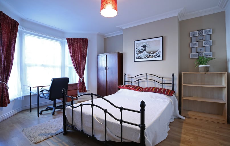 Burgess rd, Swaythling, Southampton - Image 1