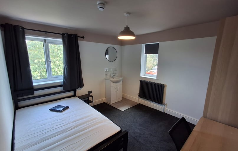 Hull Road, Layerthorpe, York - Image 1