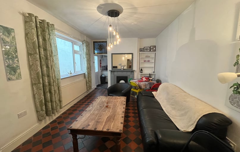 Beechwood Road, Uplands, Swansea - Image 1